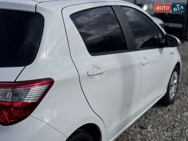 Хетчбек Toyota Yaris 2018 в Івано-Франківську