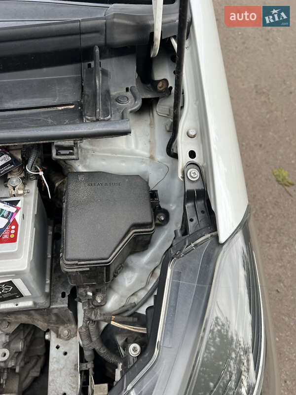 Хетчбек Toyota Yaris 2016 в Одесі