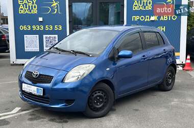 Хетчбек Toyota Yaris 2008 в Києві