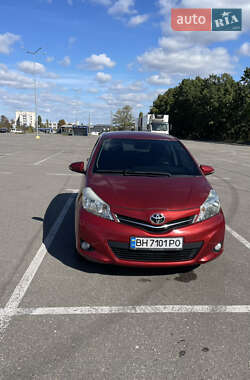 Toyota Yaris 2012