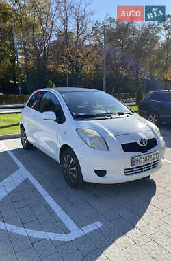 Хетчбек Toyota Yaris 2008 в Львові