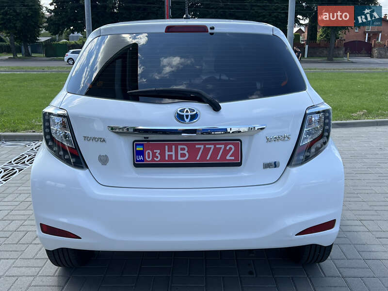 Хэтчбек Toyota Yaris 2014 в Житомире фото 9 Хэтчбек Toyota Yaris 2014 в Житомире