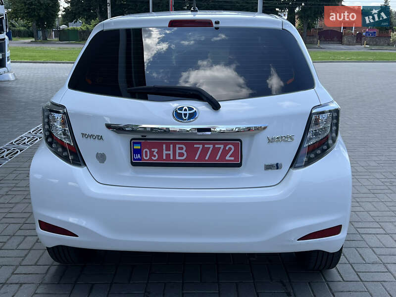 Хэтчбек Toyota Yaris 2014 в Житомире фото 14 Хэтчбек Toyota Yaris 2014 в Житомире
