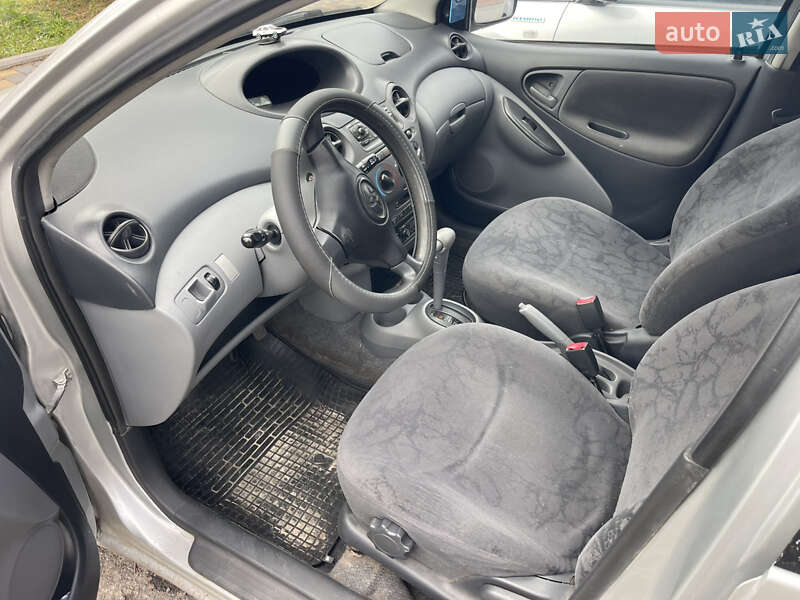 Хэтчбек Toyota Yaris 2001 в Ровно фото 7 Хэтчбек Toyota Yaris 2001 в Ровно