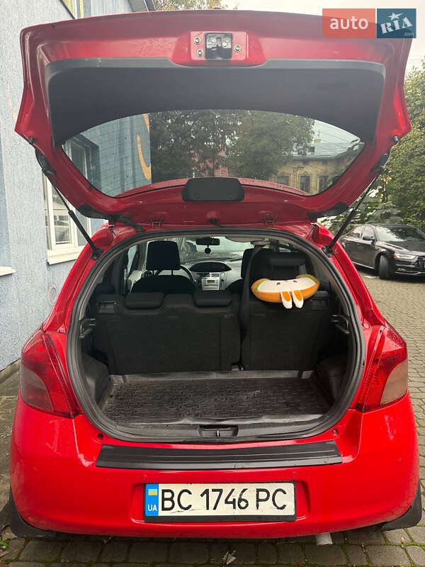Хетчбек Toyota Yaris 2006 в Львові