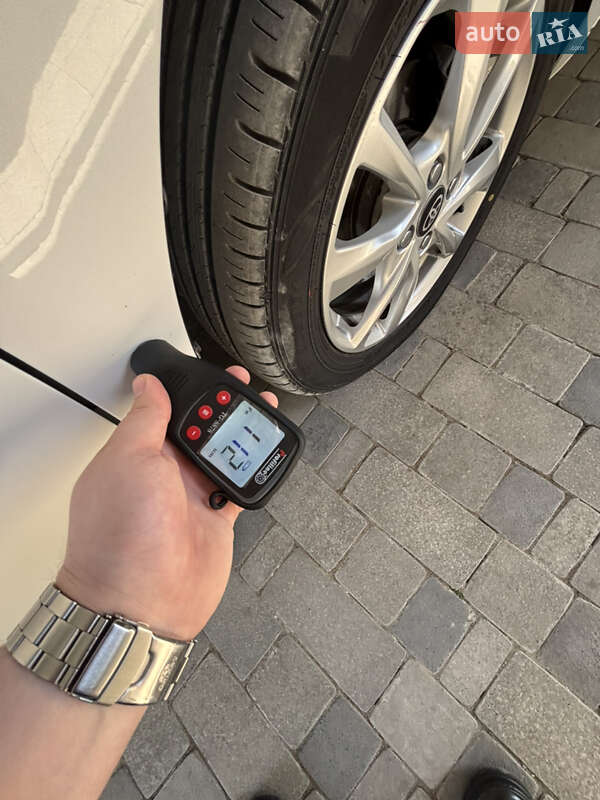 Хетчбек Toyota Yaris 2016 в Збаражі