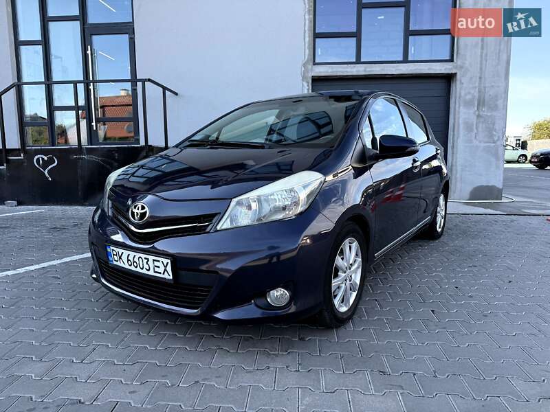 Toyota Yaris 2013