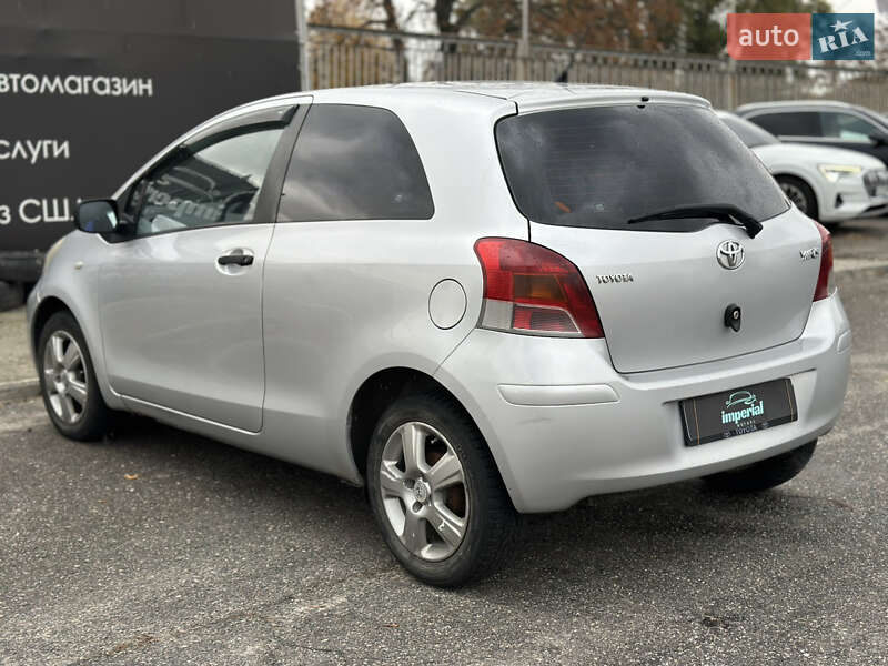 Хэтчбек Toyota Yaris 2009 в Харькове фото 4 Хэтчбек Toyota Yaris 2009 в Харькове