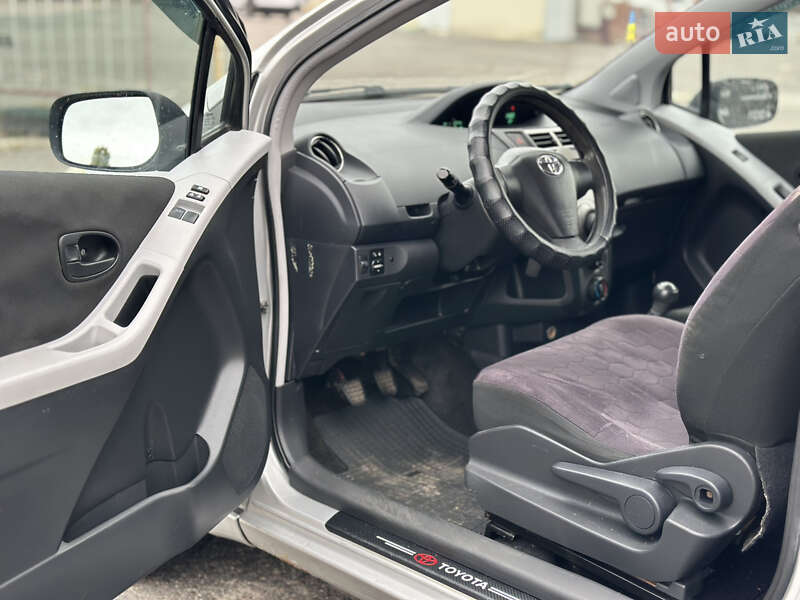 Хэтчбек Toyota Yaris 2009 в Харькове фото 7 Хэтчбек Toyota Yaris 2009 в Харькове