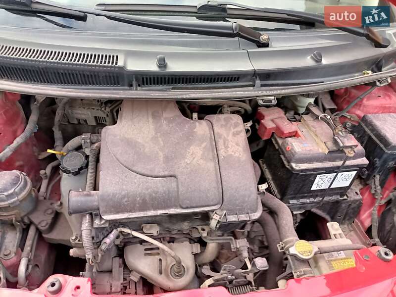 Хэтчбек Toyota Yaris 2008 в Хмельницком фото 2 Хэтчбек Toyota Yaris 2008 в Хмельницком