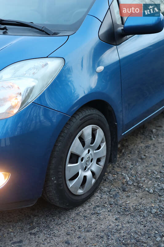Хэтчбек Toyota Yaris 2007 в Виннице фото 3 Хэтчбек Toyota Yaris 2007 в Виннице