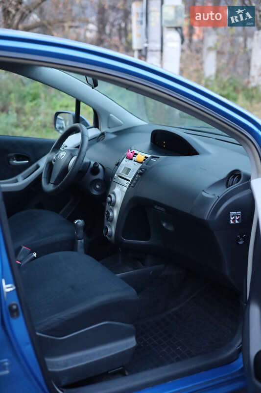 Хэтчбек Toyota Yaris 2007 в Виннице фото 7 Хэтчбек Toyota Yaris 2007 в Виннице