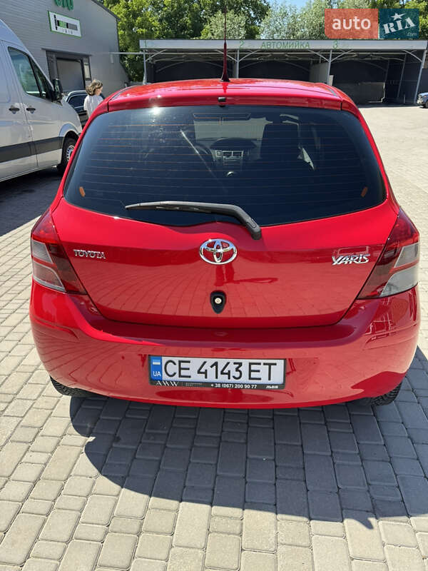 Седан Toyota Yaris 2011 в Хотине фото 4 Седан Toyota Yaris 2011 в Хотине
