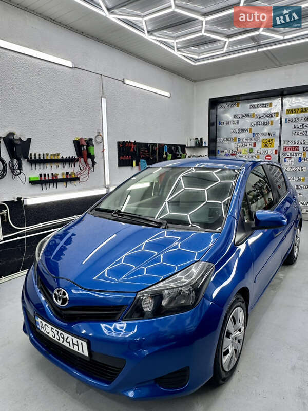 Хэтчбек Toyota Yaris 2013 в Черновцах фото 6 Хэтчбек Toyota Yaris 2013 в Черновцах