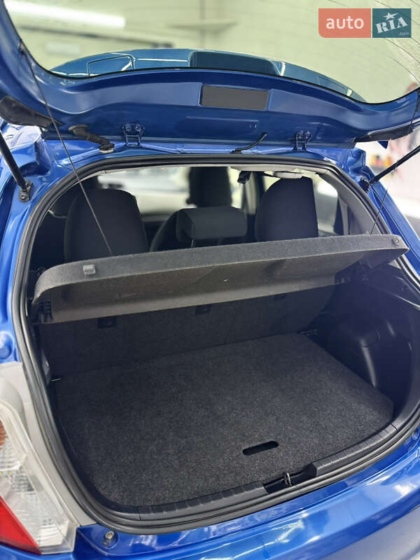 Хэтчбек Toyota Yaris 2013 в Черновцах фото 15 Хэтчбек Toyota Yaris 2013 в Черновцах