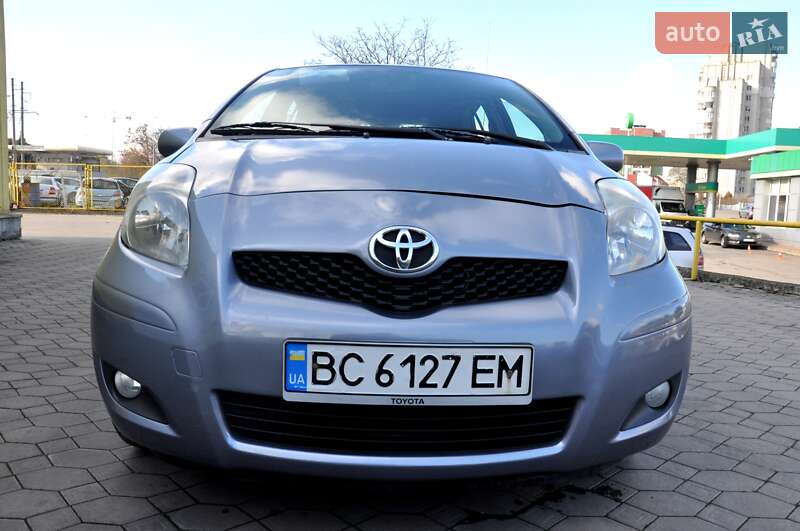 Хетчбек Toyota Yaris 2010 в Львові
