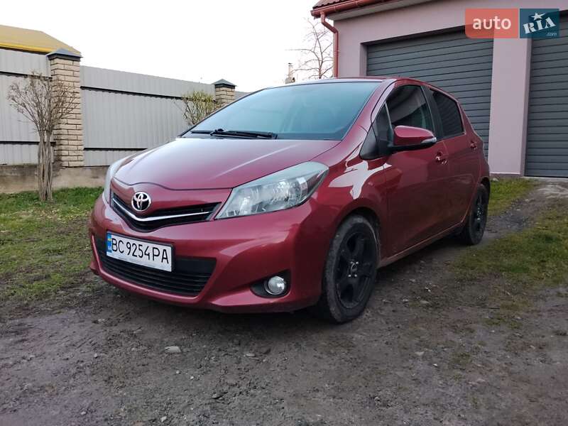 Toyota Yaris 2011