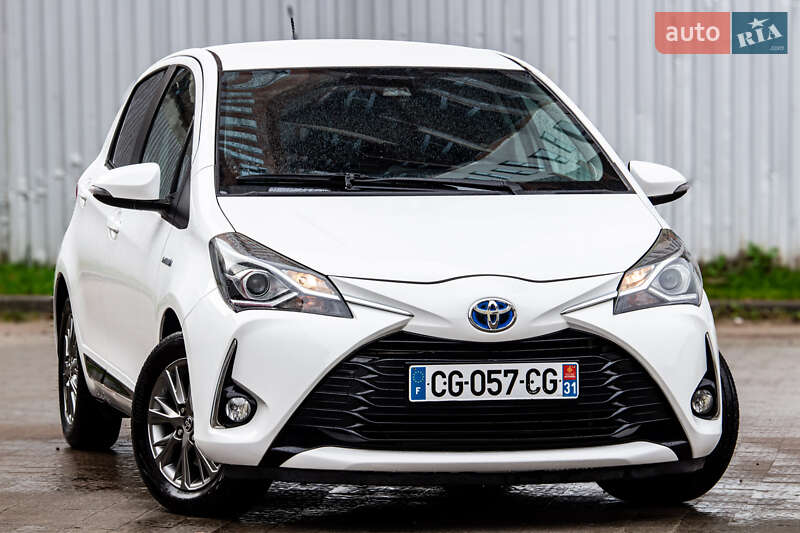 Хэтчбек Toyota Yaris 2017 в Львове фото 2 Хэтчбек Toyota Yaris 2017 в Львове