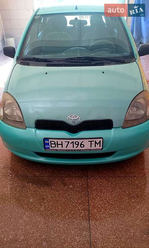 Хэтчбек Toyota Yaris 1999 в Белгороде-Днестровском
