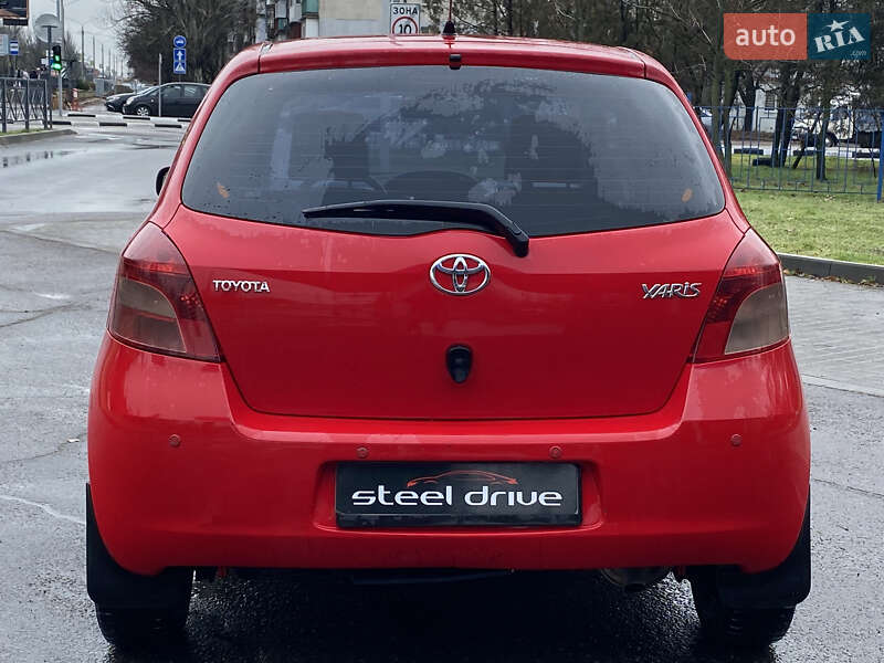 Хэтчбек Toyota Yaris 2008 в Николаеве