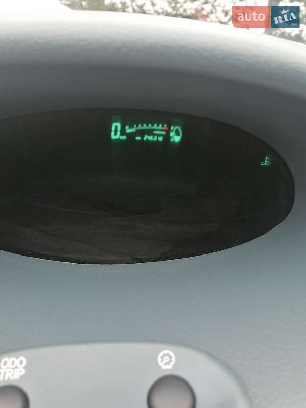 Хэтчбек Toyota Yaris 1999 в Львове