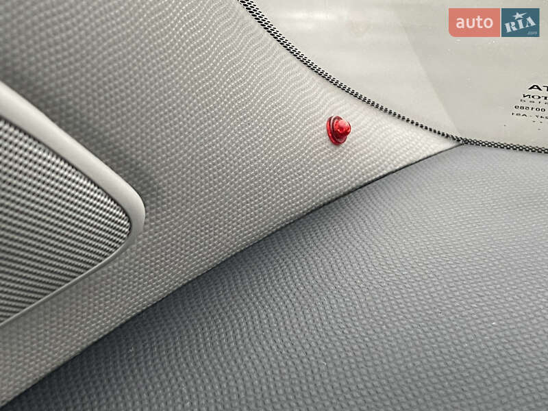 Хэтчбек Toyota Yaris 2006 в Киеве