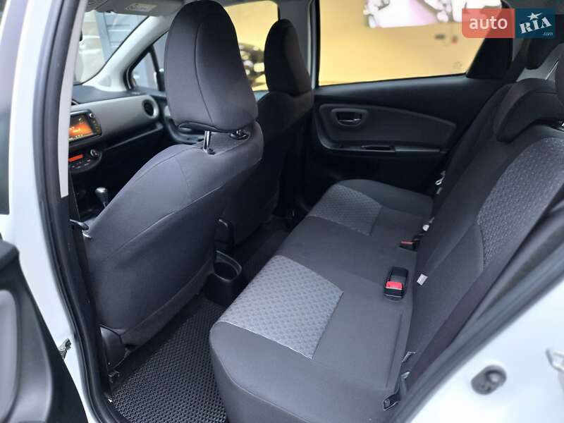 Хэтчбек Toyota Yaris 2014 в Одессе фото 10 Хэтчбек Toyota Yaris 2014 в Одессе