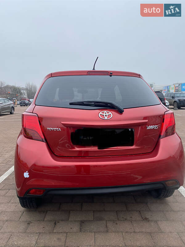 Хэтчбек Toyota Yaris 2014 в Житомире