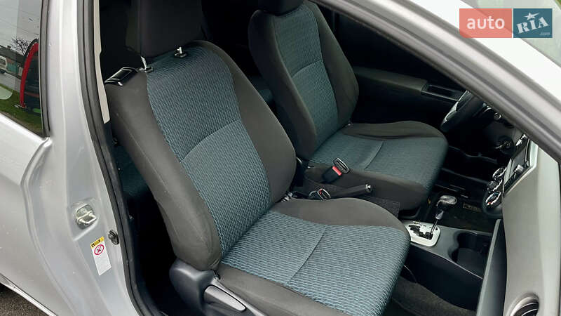 Хэтчбек Toyota Yaris 2011 в Житомире