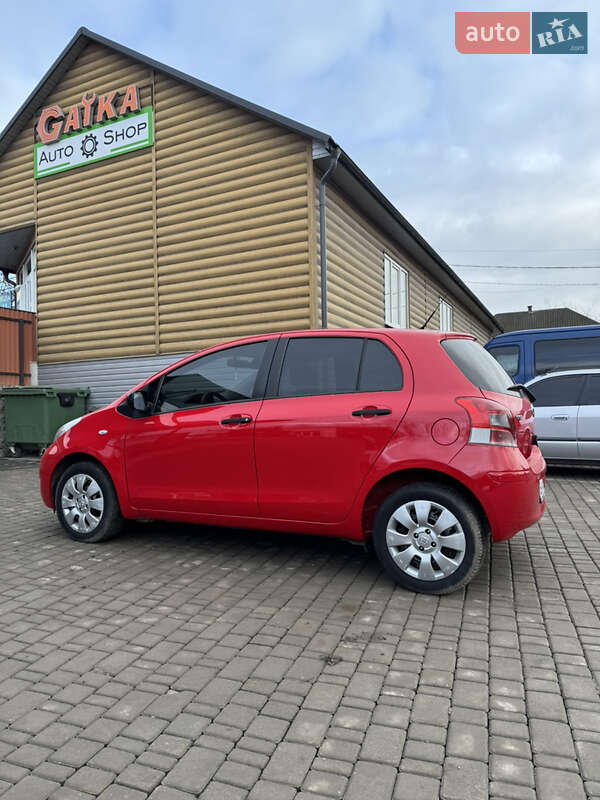 Toyota Yaris 2011 Toyota Yaris 2011