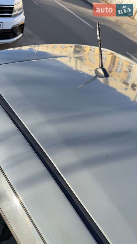 Хетчбек Toyota Yaris 2016 в Києві