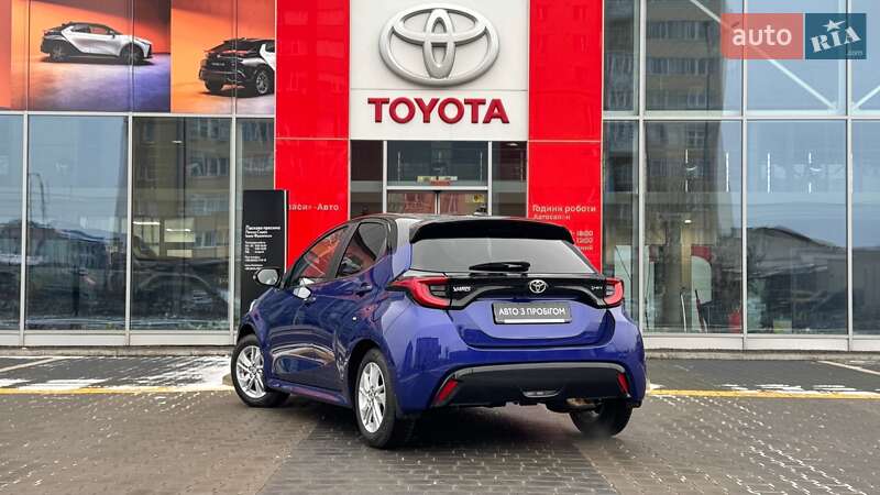 Хетчбек Toyota Yaris 2024 в Івано-Франківську