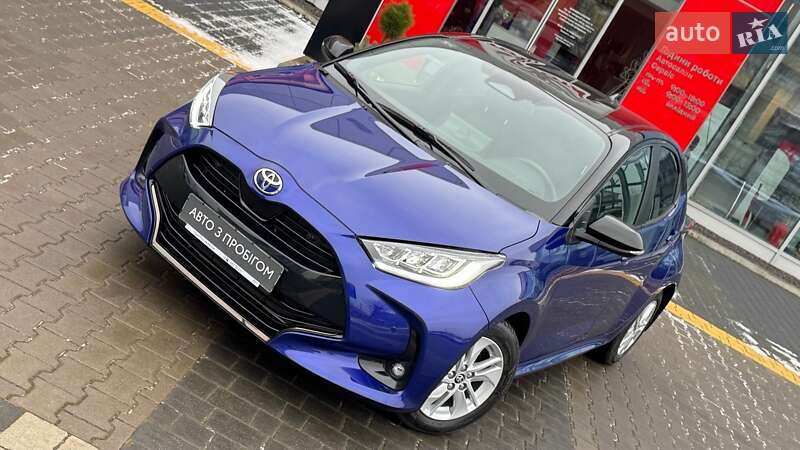Хетчбек Toyota Yaris 2024 в Івано-Франківську