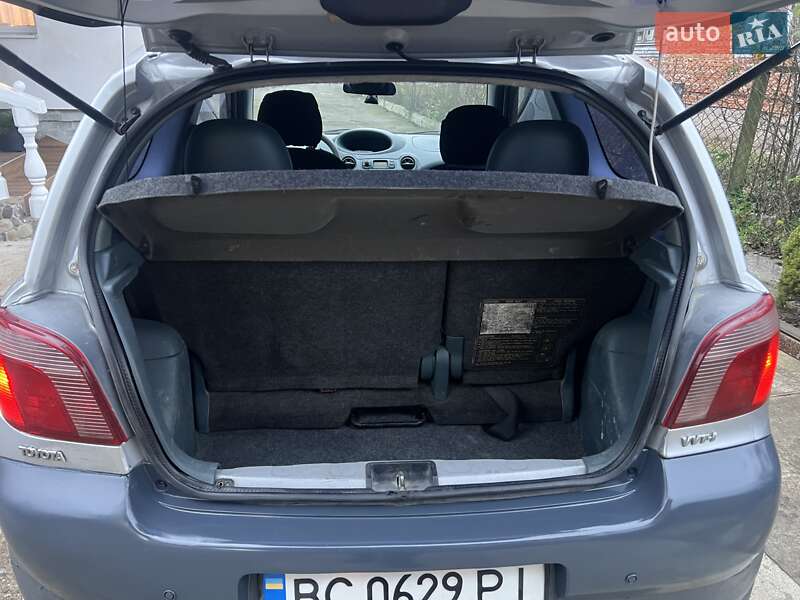 Хэтчбек Toyota Yaris 1999 в Львове