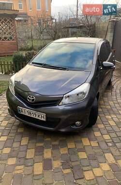 Хетчбек Toyota Yaris 2012 в Чернігові