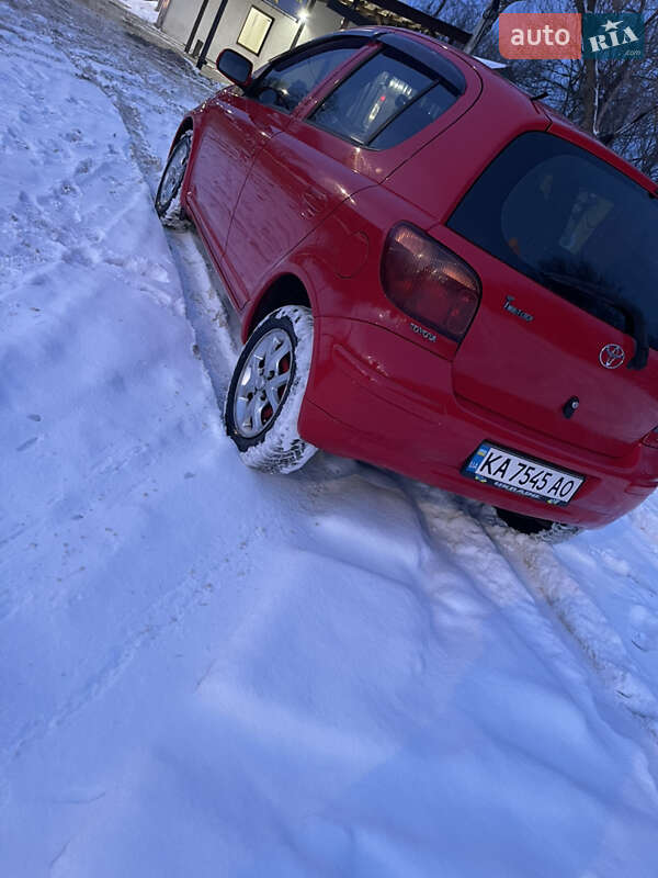 Хетчбек Toyota Yaris 2003 в Броварах