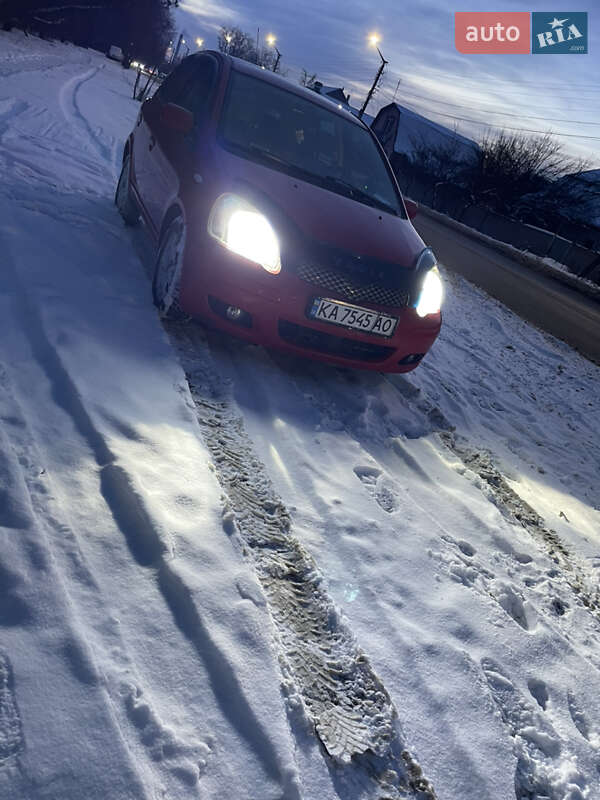 Хетчбек Toyota Yaris 2003 в Броварах