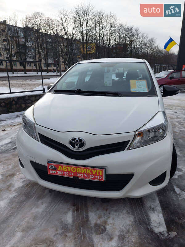 Хетчбек Toyota Yaris 2012 в Кременчуці