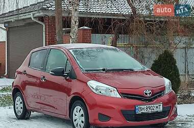 Хэтчбек Toyota Yaris 2013 в Одессе