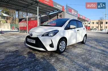 Хэтчбек Toyota Yaris 2018 в Киеве
