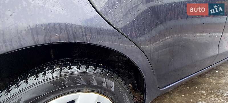 Хэтчбек Toyota Yaris 2013 в Полтаве