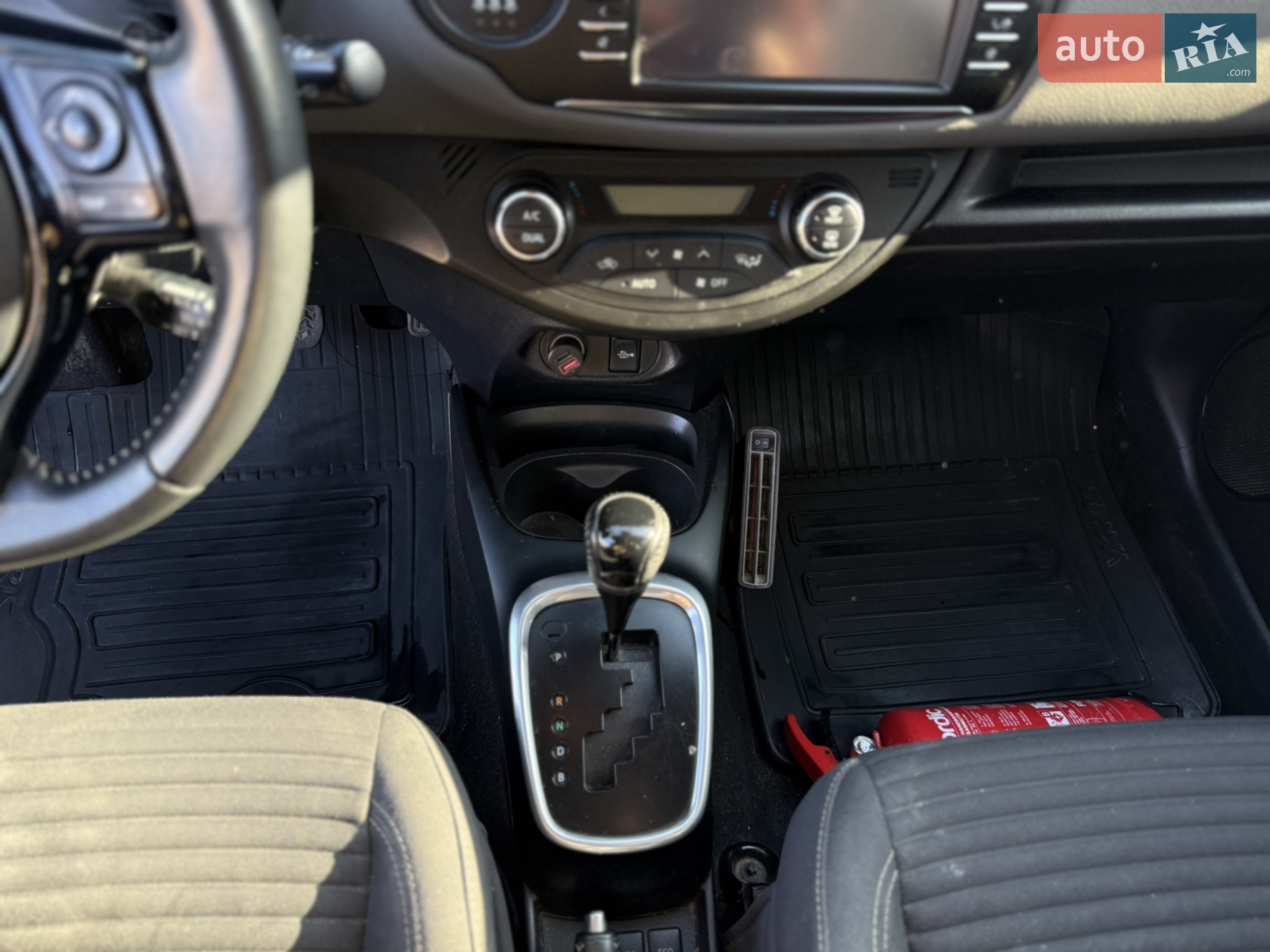 2018 Toyota Yaris - мініатюра 21