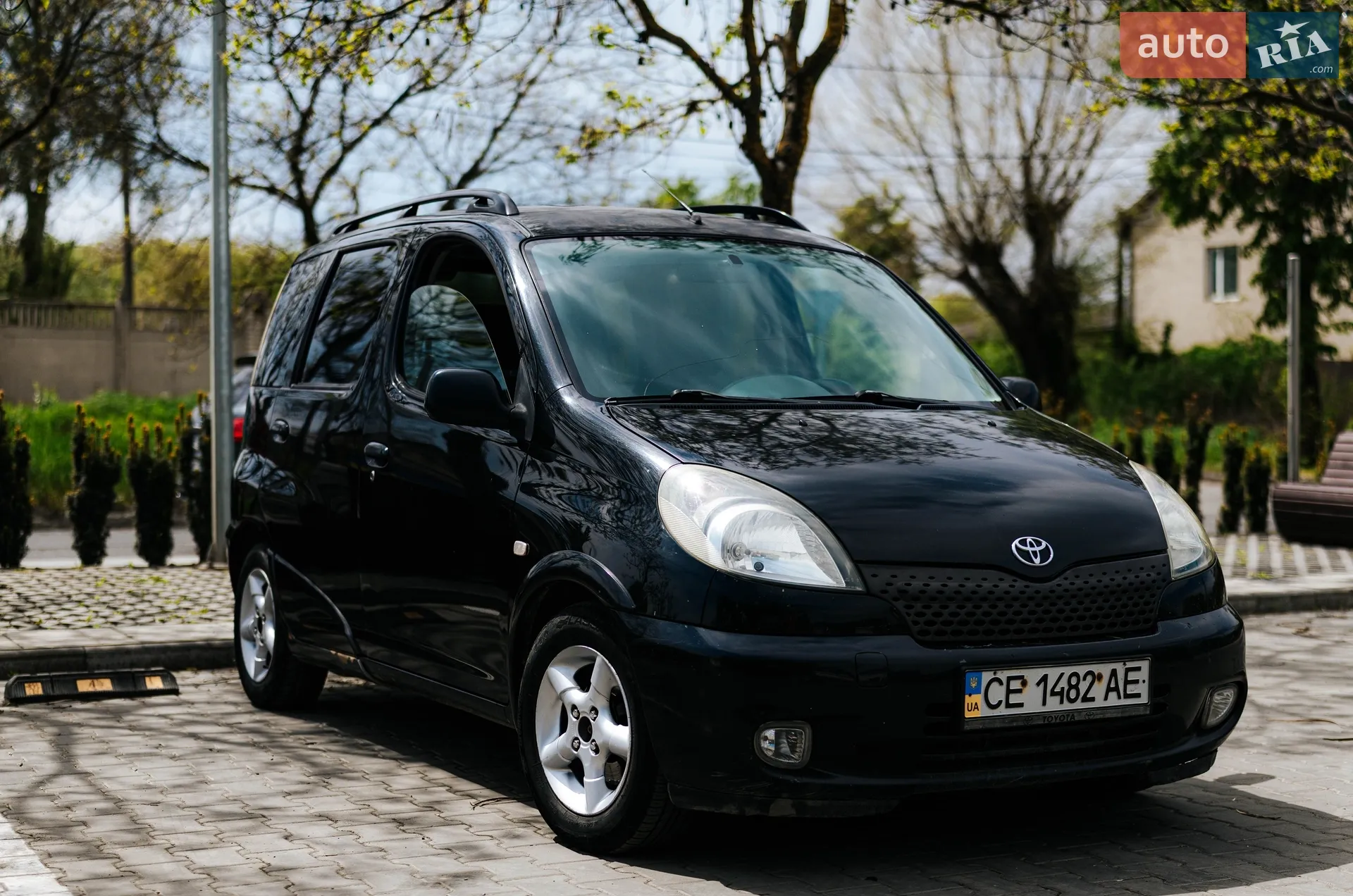 Toyota Yaris 2000