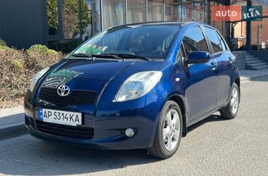 Хетчбек Toyota Yaris 2008 в Дніпрі