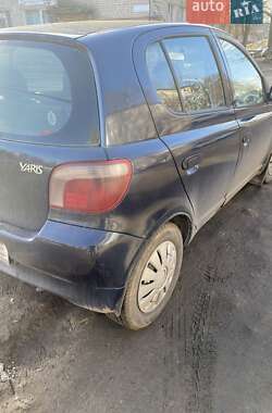 Хетчбек Toyota Yaris 1999 в Зміїві