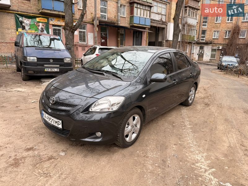 Toyota Yaris 2007