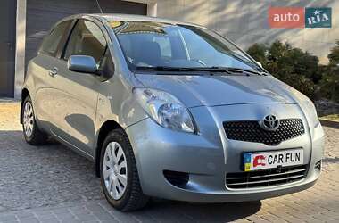 Хэтчбек Toyota Yaris 2006 в Львове