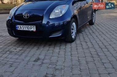Хэтчбек Toyota Yaris 2011 в Киеве