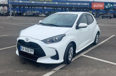 Хетчбек Toyota Yaris 2024 в Києві