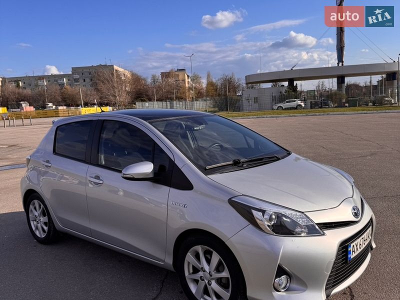 Toyota Yaris 2012